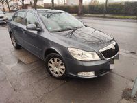 Gebraucht Skoda Octavia Ambiente 105 PS (77 kW) 2010 Grau Limousine