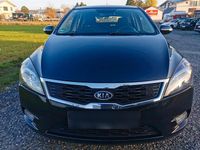 Gebraucht Kia Ceed 125 PS (91 kW) 2011 Schwarz Kleinwagen