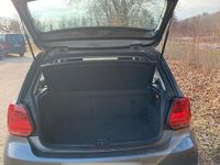 Gebraucht VW Polo 90 PS (66 kW) 2015 Grau Limousine