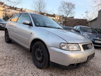 Second-hand Audi A3 Ambiente 101 CP (74 kW) 2000 Argintiu Hatchback