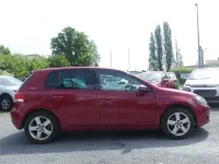 Gebraucht VW Golf VI Team 105 PS (77 kW) 2010 Rot Kleinwagen