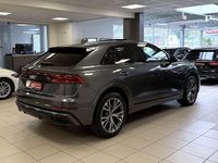 Gebraucht Audi Q8 S-Line 286 PS (210 kW) 2020 Grau SUV