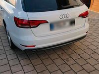 Gebraucht Audi A4 Design 150 PS (110 kW) 2018 Weiß Kombi