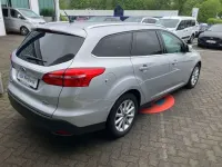 Gebraucht Ford Focus Titanium 125 PS (91 kW) 2017 Polarsilber metallic  zjncww Kombi