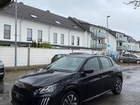 Gebraucht Peugeot 208 Active 75 PS (55 kW) 2024 Schwarz Kleinwagen
