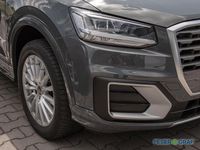 Gebraucht Audi Q2 Design 150 PS (110 kW) 2019 Nanograu metallic SUV