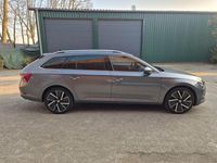 Gebraucht Skoda Superb Style 150 PS (110 kW) 2023 Grau Kombi