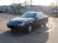 Gebraucht Mercedes E200 122 PS (89 kW) 2005 Schwarz Limousine