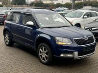 Gebraucht Skoda Yeti Active 110 PS (80 kW) 2015 Blau SUV