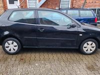 Gebraucht VW Polo 69 PS (50 kW) 2003 Schwarz Coupé