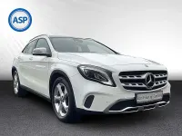 Gebraucht Mercedes GLA180 Urban 122 PS (89 kW) 2020 Weiß SUV