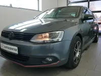 Używany VW Jetta Match 122 KM (89 kW) 2012 Szary Sedan/Limuzyna