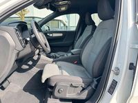 Gebraucht Volvo XC40 Core 163 PS (119 kW) 2025 Weiß SUV