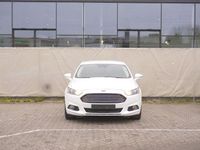 Gebraucht Ford Mondeo Titanium 160 PS (117 kW) 2016 Weiß Limousine