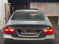 Gebraucht BMW 318 129 PS (94 kW) 2007 Andere farben Limousine