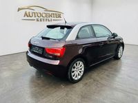 Gebraucht Audi A1 Ambition 122 PS (89 kW) 2011 Rot Kleinwagen