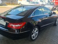 Gebraucht Mercedes E220 170 PS (125 kW) 2012 Schwarz Coupé