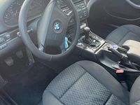 Gebraucht BMW 320 150 PS (110 kW) 1999 Blau Limousine