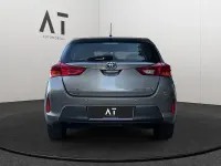 Gebraucht Toyota Auris Hybrid Executive 99 PS (72 kW) 2013 Braun Limousine