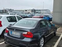 Gebraucht BMW 320 150 PS (110 kW) 2007 Silber Limousine