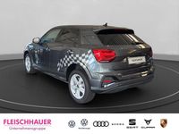 Gebraucht Audi Q2 S-Line 150 PS (110 kW) 2024 Grau SUV