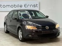 Gebraucht VW Jetta Comfortline 105 PS (77 kW) 2011 Deep black perleffekt Limousine