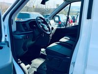 Gebraucht Ford Transit Trend 131 PS (96 kW) 2022 Weiß Van / Kleinbus