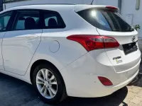 Gebraucht Hyundai i30 Edition 135 PS (99 kW) 2015 Weiß Kombi