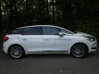 Gebraucht Citroën DS5 163 PS (119 kW) 2014 Weiß Kleinwagen
