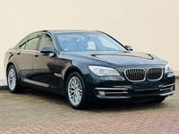 Gebraucht BMW 750 Comfort Edition 381 PS (280 kW) 2015 Schwarz Limousine