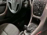 Gebraucht Opel Astra 95 PS (69 kW) 2011 Silber Limousine