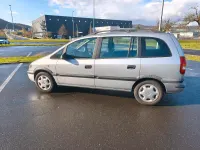Gebraucht Opel Zafira 101 PS (74 kW) 1999 Silber Van / Kleinbus