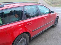 Gebraucht Volvo V50 136 PS (100 kW) 2005 Rot Kombi