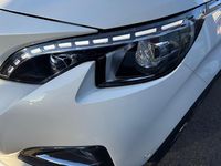 Gebraucht Peugeot 5008 Allure 131 PS (96 kW) 2020 Weiß Van / Kleinbus