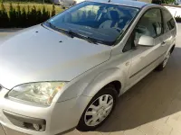 Gebraucht Ford Focus 100 PS (73 kW) 2007 Silber Coupé