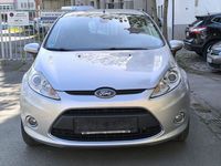 Gebraucht Ford Fiesta Titanium 82 PS (60 kW) 2010 Silber Kleinwagen