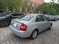 Gebraucht Kia Cerato 140 PS (102 kW) 2006 Silber Limousine