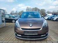 Gebraucht Renault Scénic III Dynamique 131 PS (96 kW) 2012 Braun Van / Kleinbus