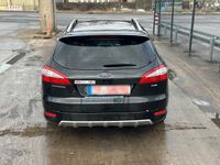 Gebraucht Ford Mondeo 141 PS (103 kW) 2010 Schwarz Kombi