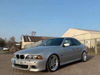 Gebraucht BMW 525 M Sport 163 PS (119 kW) 2002 Silber Limousine