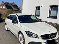 gebraucht Mercedes CLA220 4 M, AMG Line, weiß, Automatik