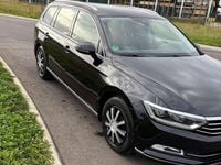 Second-hand VW Passat Highline 190 CP (139 kW) 2016 Negru Break