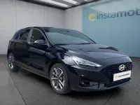 Gebraucht Hyundai i30 Advantage 101 PS (74 kW) 2024 Schwarz Kleinwagen