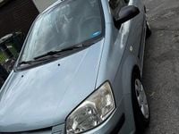 Second-hand Hyundai Getz 63 CP (46 kW) 2004 Albastru Hatchback