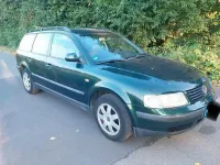 Gebraucht VW Passat 125 PS (91 kW) 1998 Grün Kombi