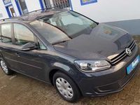 Gebraucht VW Touran Trendline 105 PS (77 kW) 2015 Grau Van / Kleinbus