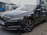 Gebraucht Skoda Superb Style 150 PS (110 kW) 2023 Schwarz Kombi