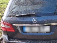 Gebraucht Mercedes E220 Avantgarde 170 PS (125 kW) 2012 Schwarz Kombi