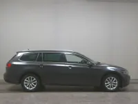 Gebraucht VW Passat Business 150 PS (110 kW) 2022 Grau Kombi