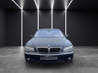 Gebraucht BMW 745 329 PS (241 kW) 2007 Blau Limousine
